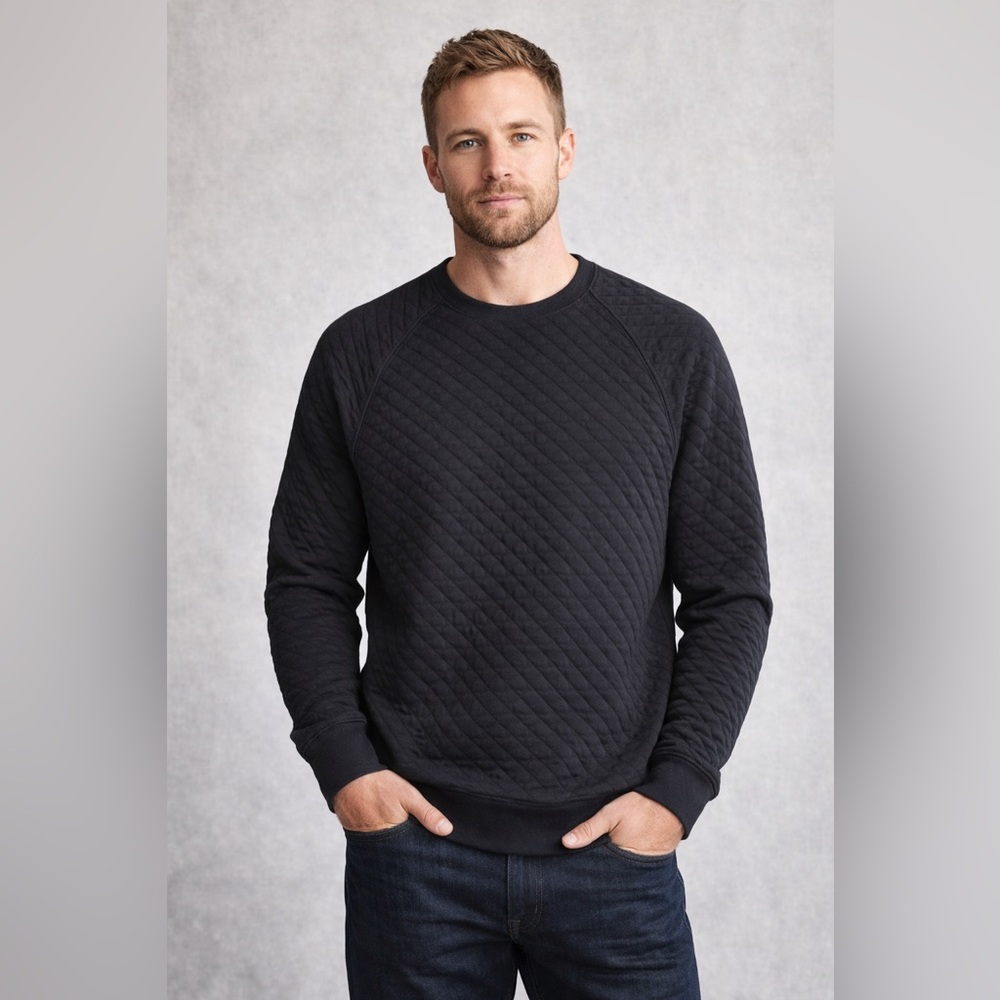Cloudveil Quilted Black Sweatshirt Crewneck Minimalist Cozy Pullover Size M - Picture 2 of 10
